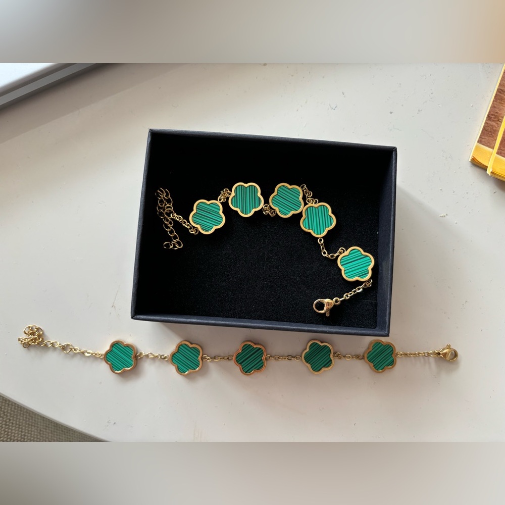 Flower Bracelet